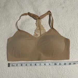 True & Co. Tan Bra with Lace Accent